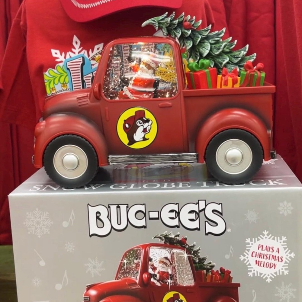 Buc-ee's Truck Snow Globe, LED Lights, Christmas Melody